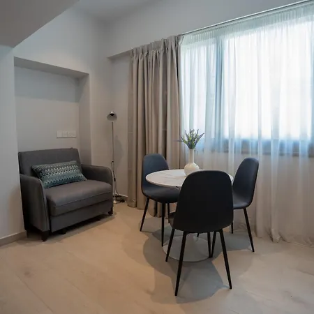 Apartamento Raise Cityscape Limassol