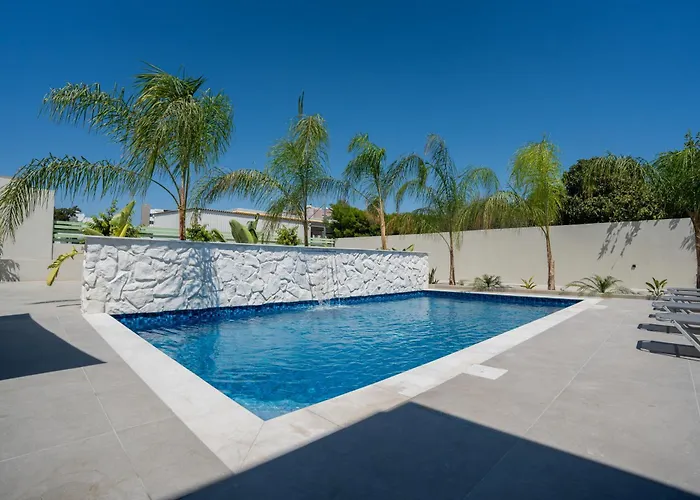 Raise Cityscape Lemesos